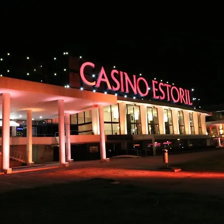 Cascais 400 M From *