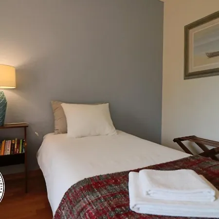 Cascais 400 M From Apartman *