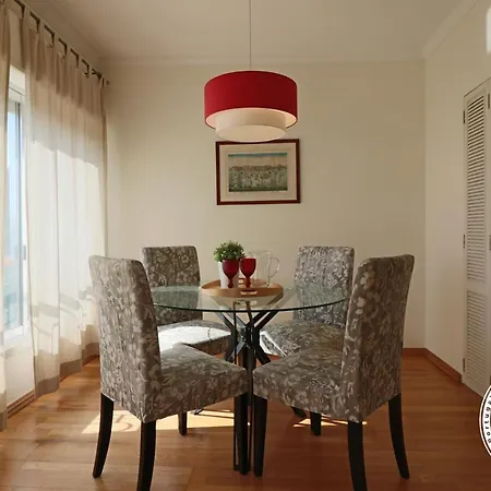 Cascais 400 M From Apartment Estoril