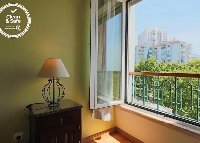 Cascais 400 M From Lejlighed Estoril