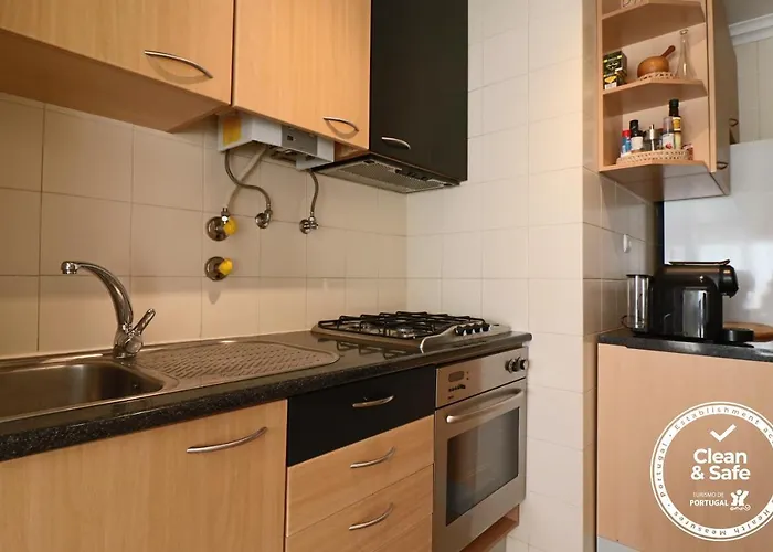 Cascais 400 M From Estoril